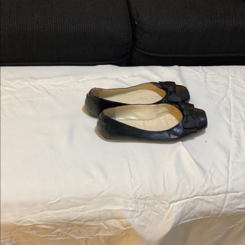 Flats - Picture 2 of 3